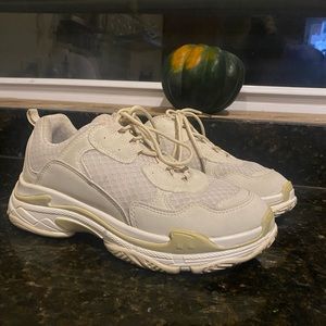 Wild Diva White Chunky Sneakers